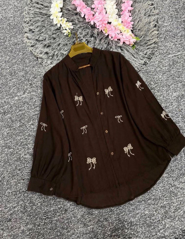 شومیز سنجاقک